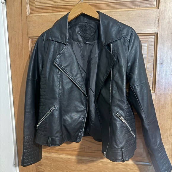Faux leather biker jacket - Picture 5 of 6